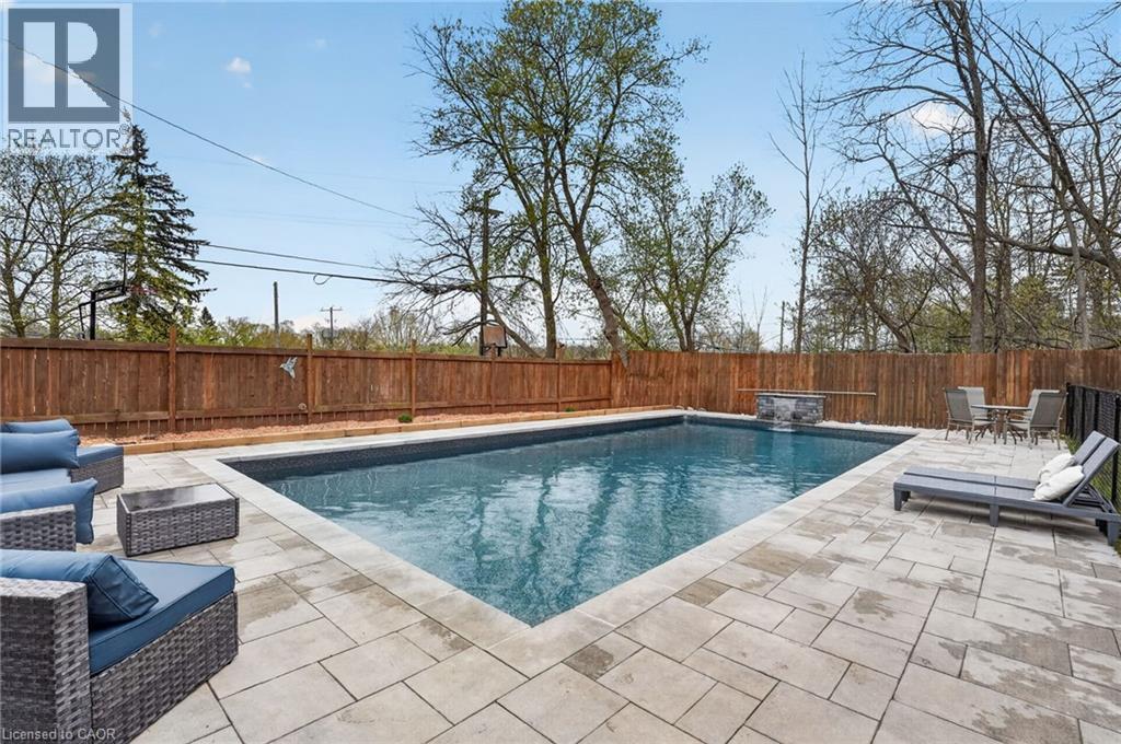 671 HARVEST Road, Dundas, Ontario, L9H5K3 — Photo 48