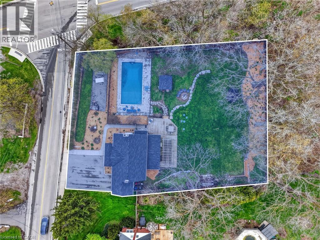 671 HARVEST Road, Dundas, Ontario, L9H5K3 — Photo 50