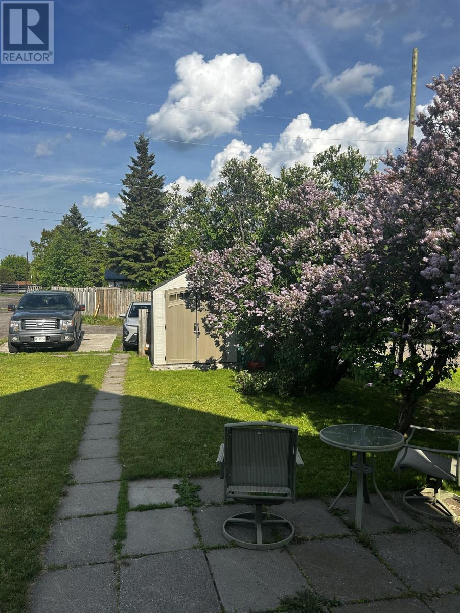 293 High St S, Thuder Bay, Ontario, P7B3K9 — Photo 25
