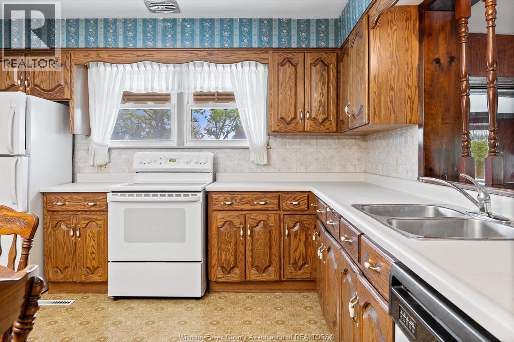 1400 TOTTEN, Windsor, Ontario, N9B1W9 — Photo 10