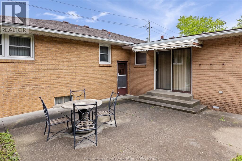 1400 TOTTEN, Windsor, Ontario, N9B1W9 — Photo 30