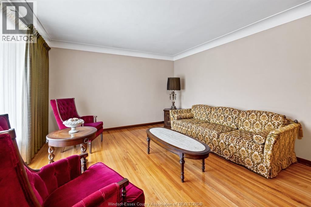 1400 TOTTEN, Windsor, Ontario, N9B1W9 — Photo 5