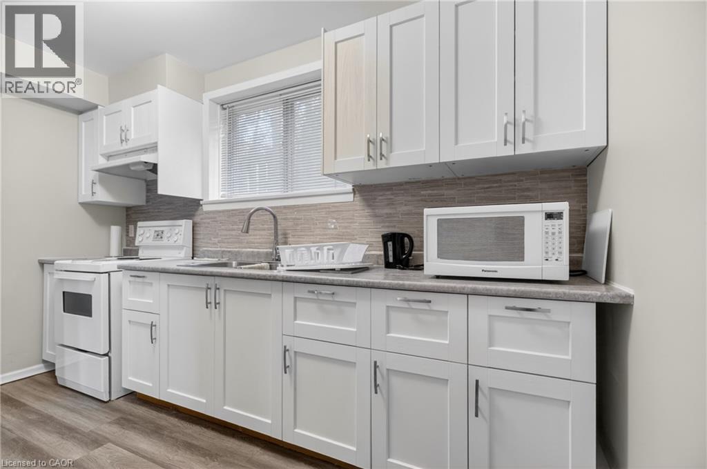 72 HOFFMAN Street, Kitchener, Ontario, N2M3M9 — Photo 13