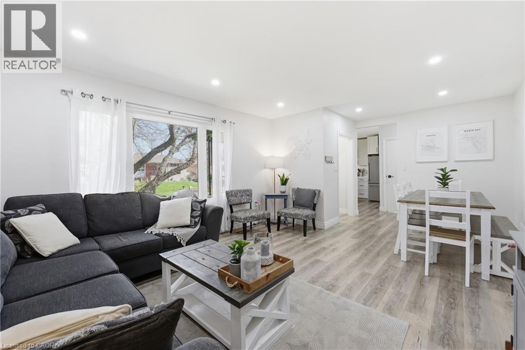 59 PURVIS Drive, Hamilton, Ontario, L8S2S5 — Photo 10