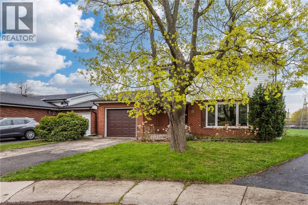 55 YARMOUTH Court, Hamilton, Ontario, L8S3E2 — Photo 4