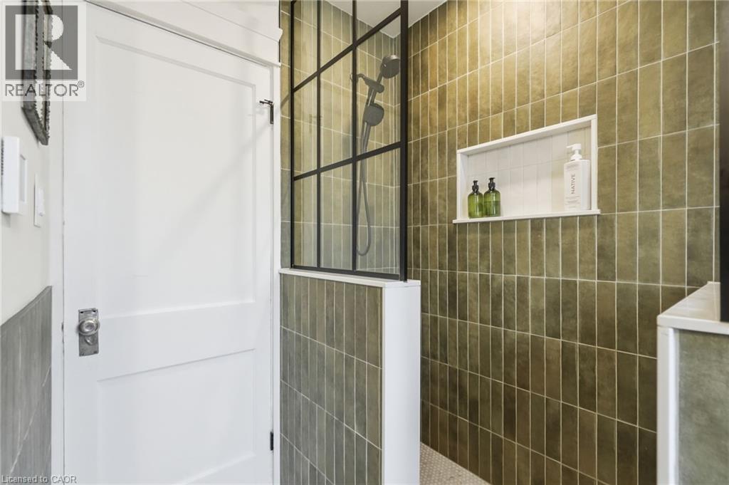 37 CONNAUGHT Avenue S, Hamilton, Ontario, L8M3C3 — Photo 22