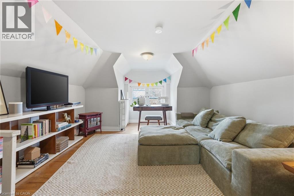 37 CONNAUGHT Avenue S, Hamilton, Ontario, L8M3C3 — Photo 32