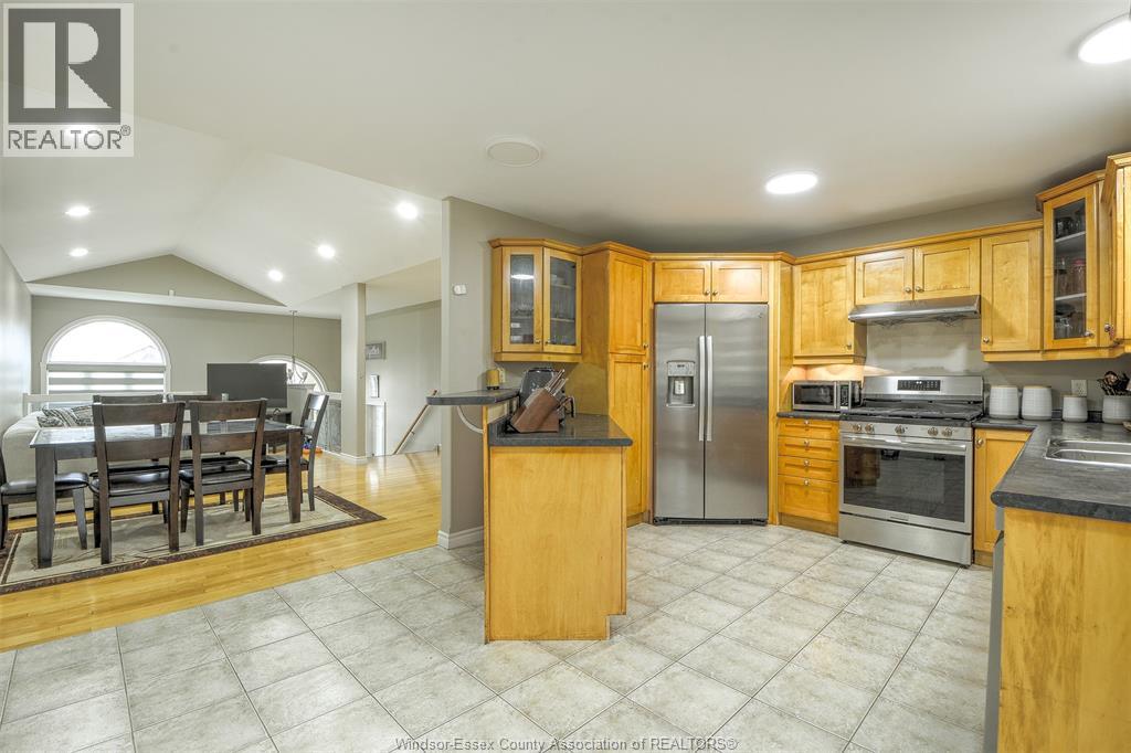 160 BRANTON CRESCENT, Tecumseh, Ontario, N9K1E6 — Photo 10