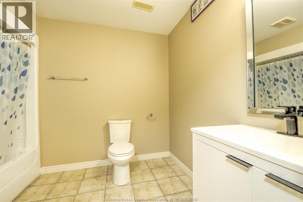 160 BRANTON CRESCENT, Tecumseh, Ontario, N9K1E6 — Photo 21