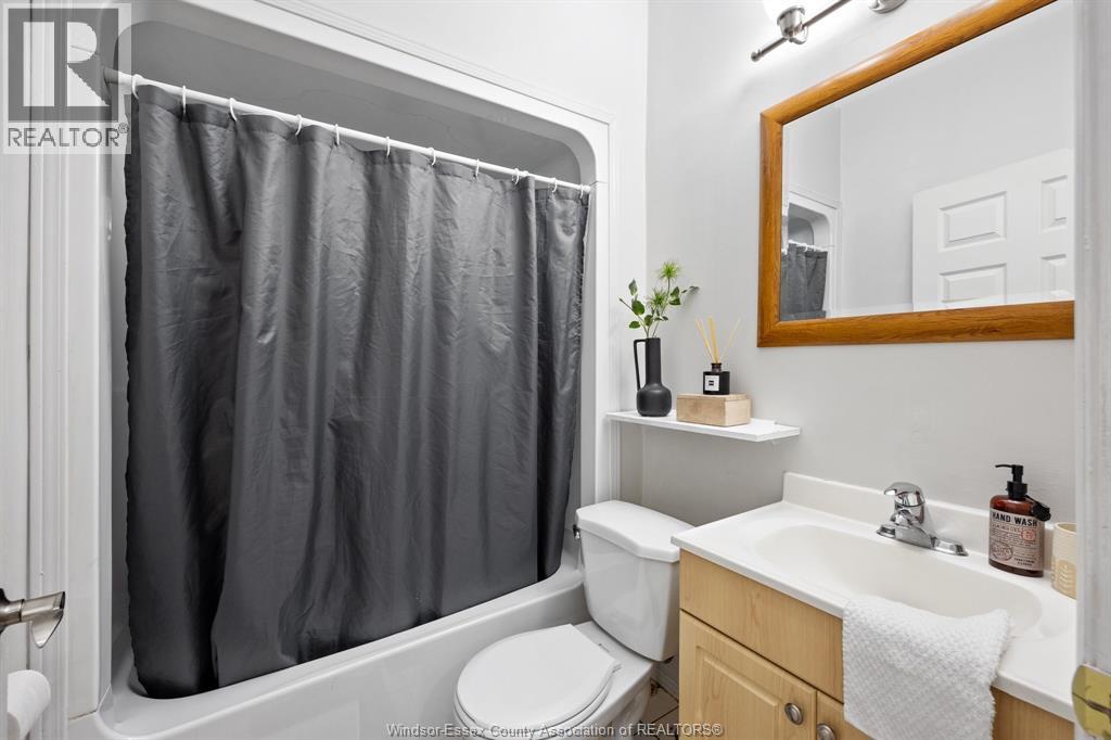 520 RANKIN, Windsor, Ontario, N9B2R7 — Photo 13