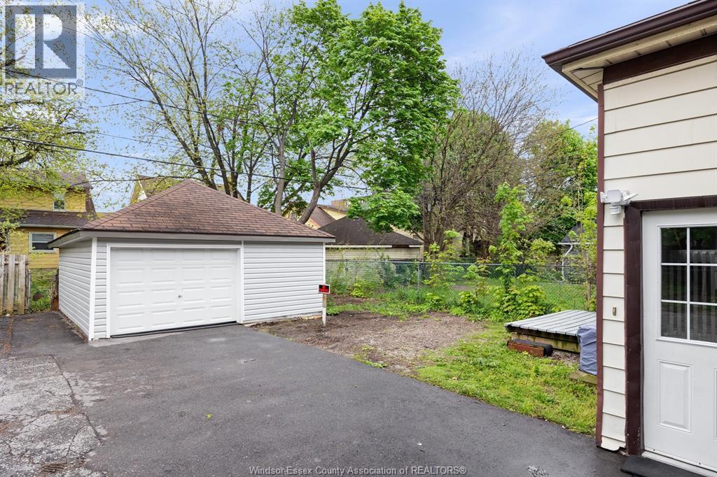 520 RANKIN, Windsor, Ontario, N9B2R7 — Photo 23
