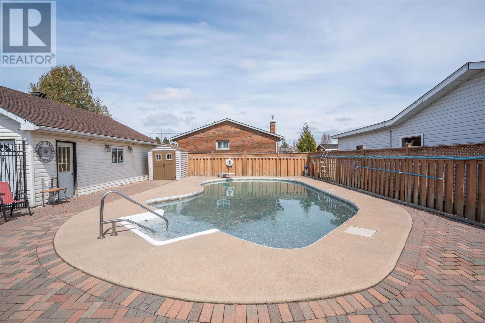 8 Winfield DR, Sault Ste. Marie, Ontario, P6C2M9 — Photo 26