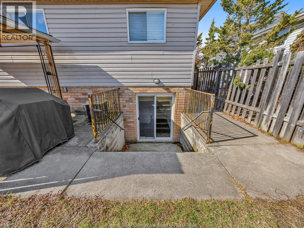 2848 SOUTHRIDGE, Windsor, Ontario, N8W5N2 — Photo 12