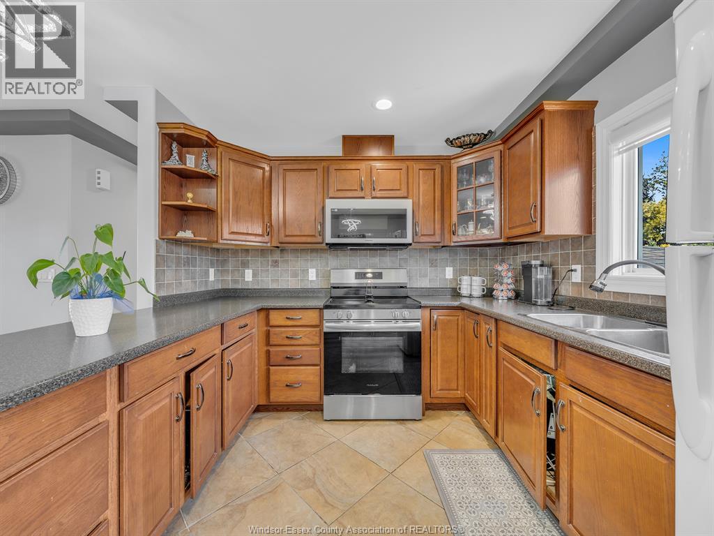2848 SOUTHRIDGE, Windsor, Ontario, N8W5N2 — Photo 20