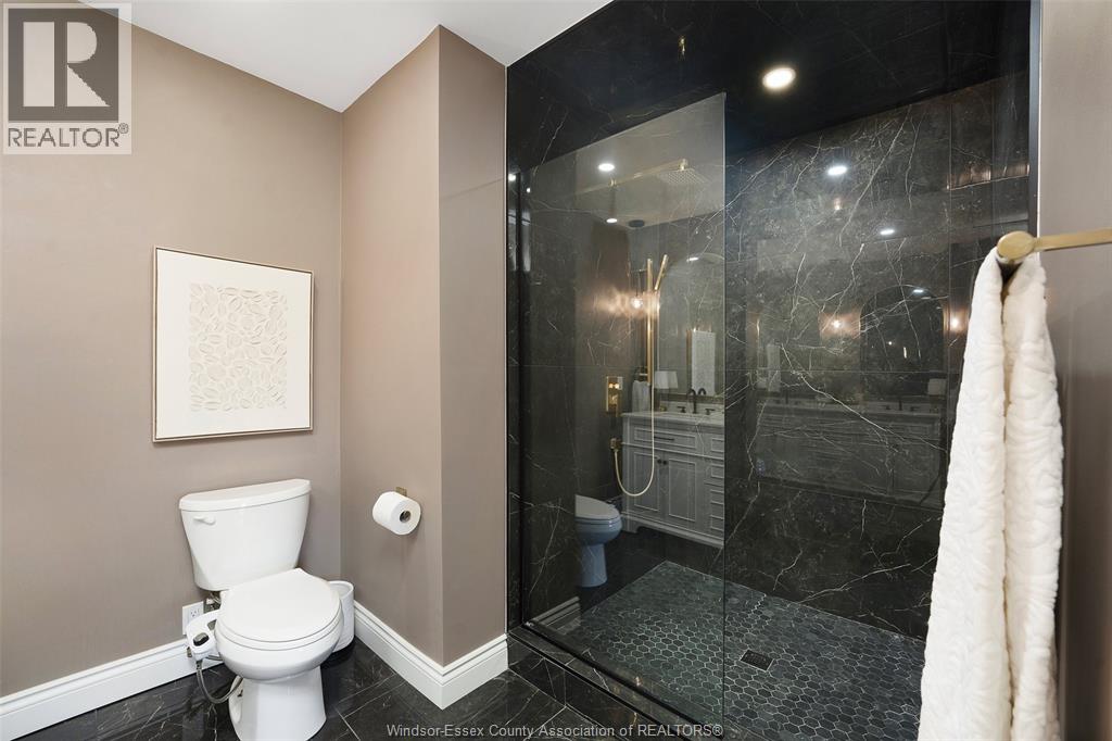2466 CURRY AVENUE, Windsor, Ontario, N9E2S5 — Photo 23