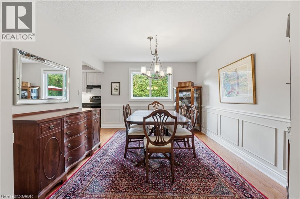 668 TOMAHAWK Crescent, Ancaster, Ontario, L9G3R2 — Photo 12