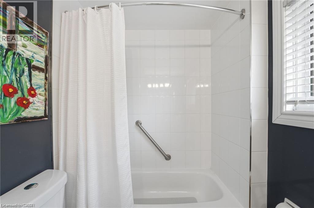 668 TOMAHAWK Crescent, Ancaster, Ontario, L9G3R2 — Photo 32