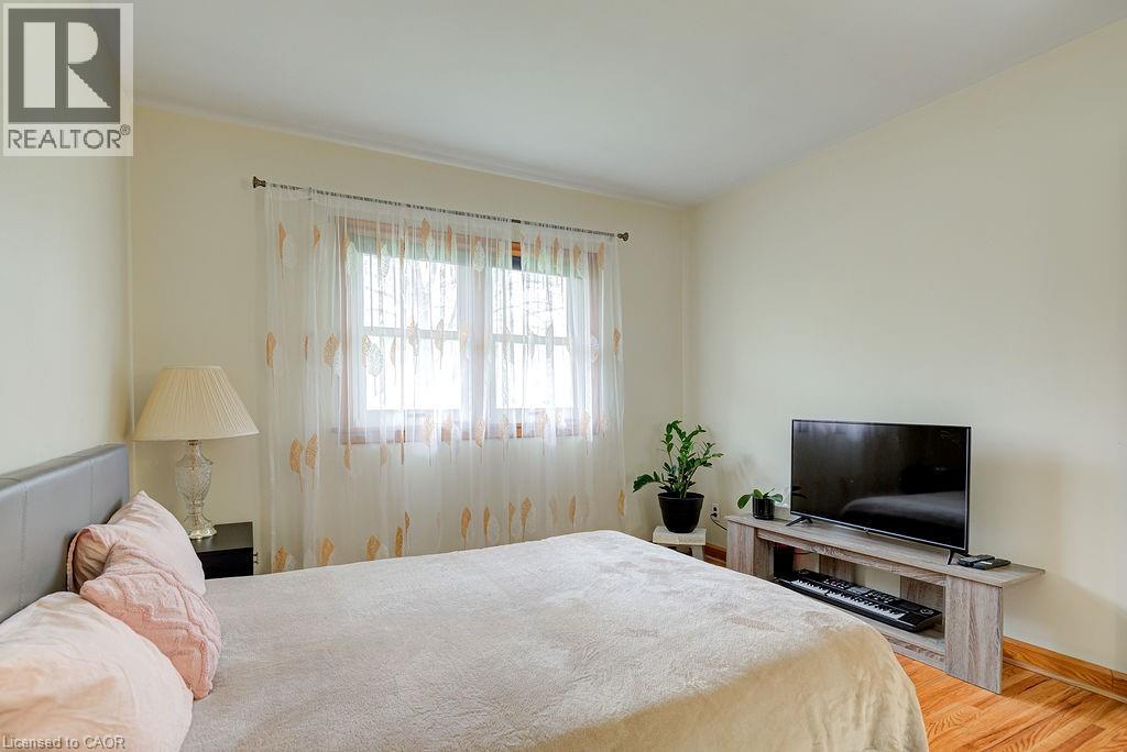 10 ELMWOOD Avenue, Kitchener, Ontario, N2H6G4 — Photo 16