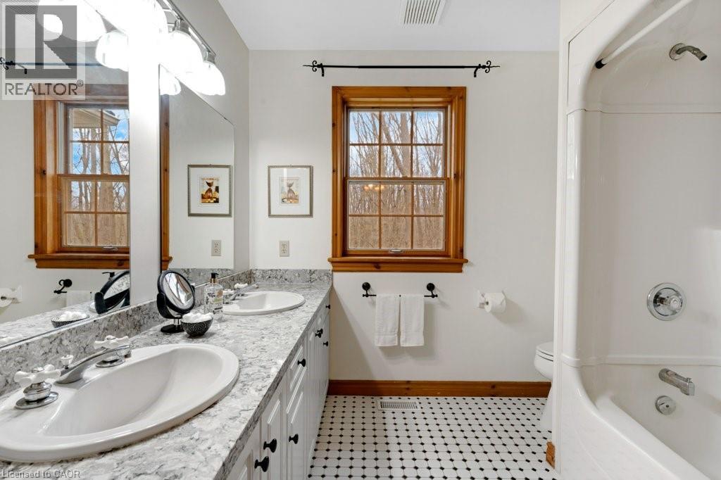 2 HUGHSON Lane, Branchton, Ontario, N0B1L0 — Photo 27