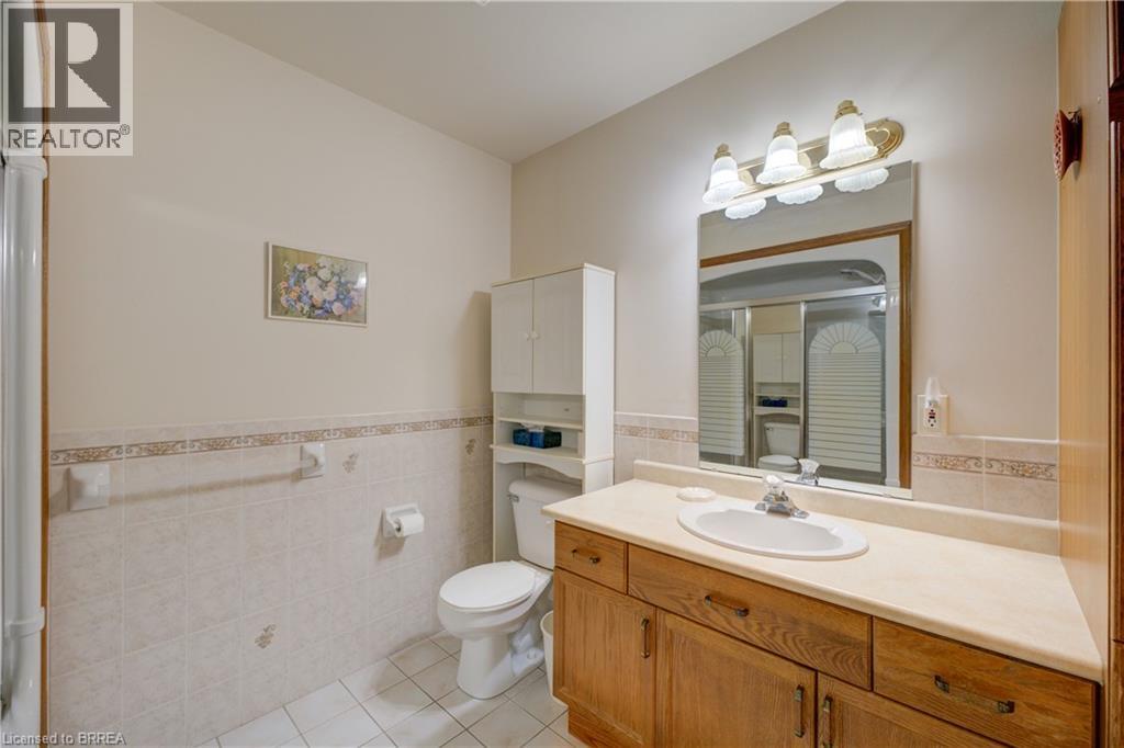 110 SOMERSET Road Unit# 1, Brantford, Ontario, N3R5A8 — Photo 18