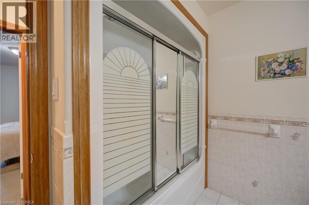 110 SOMERSET Road Unit# 1, Brantford, Ontario, N3R5A8 — Photo 20