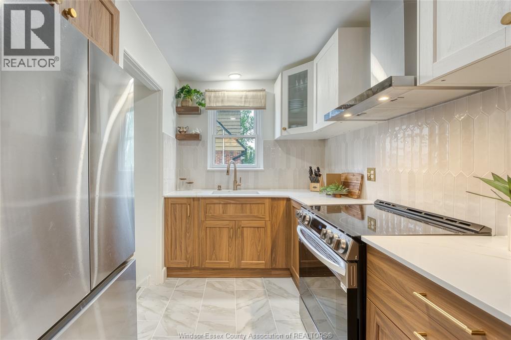 2431 CHILVER ROAD, Windsor, Ontario, N8W2V7 — Photo 8