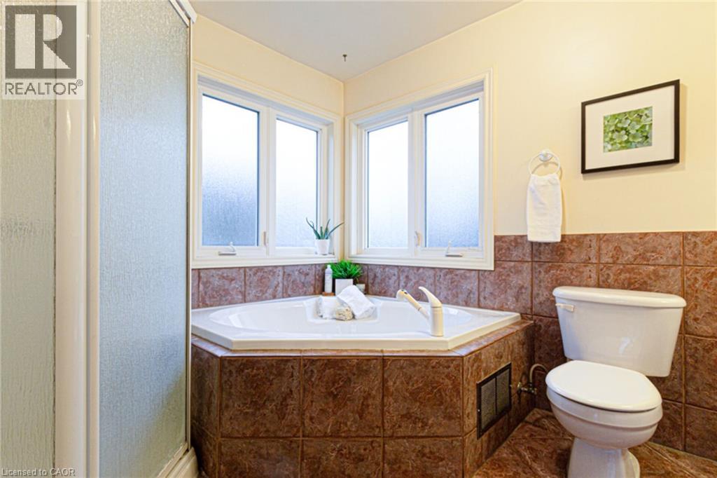 899 HAZEL Street, Burlington, Ontario, L7R3X1 — Photo 24