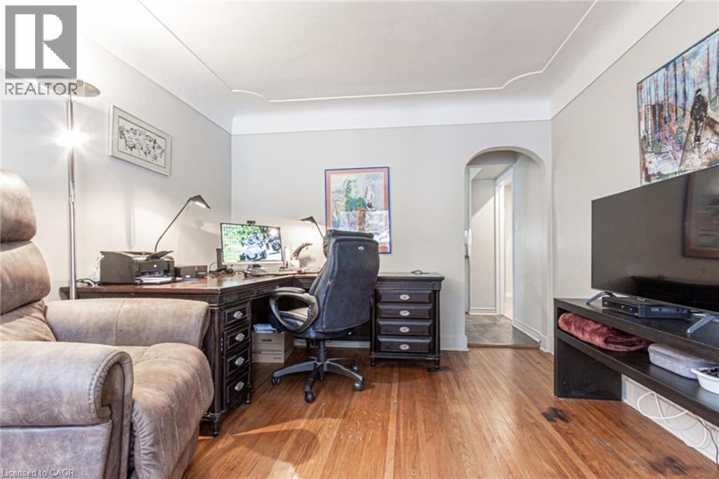 899 HAZEL Street, Burlington, Ontario, L7R3X1 — Photo 8