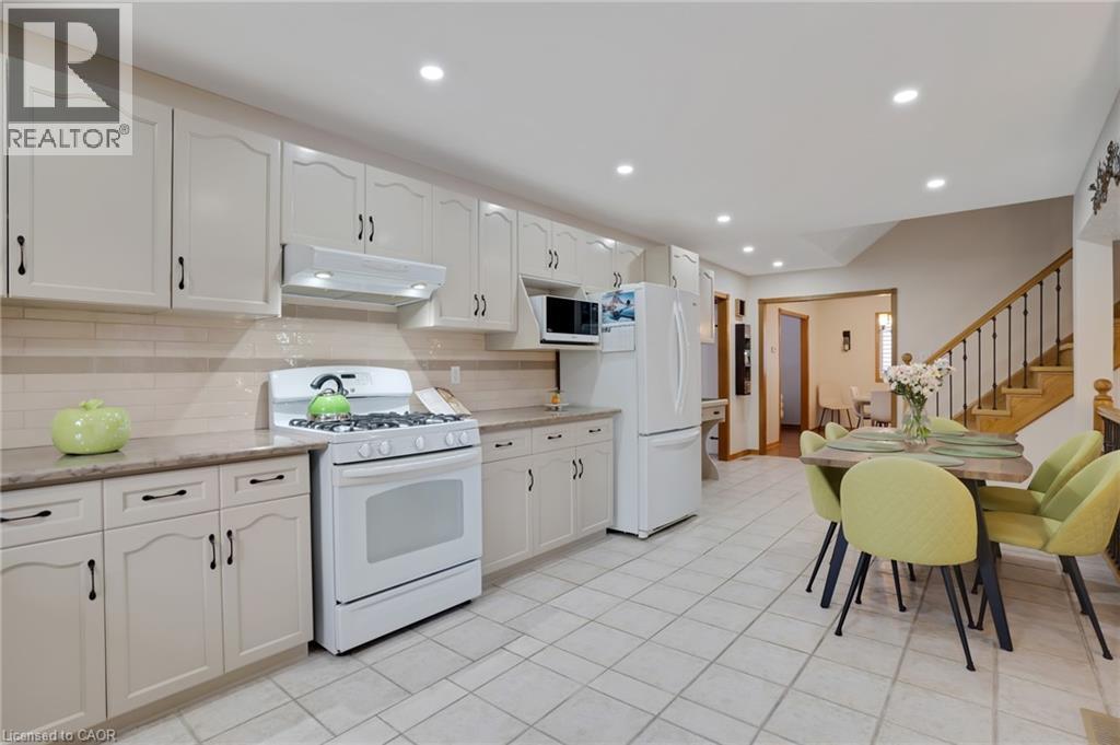 35 SOUTHVIEW Crescent, Cambridge, Ontario, N1P1A3 — Photo 19