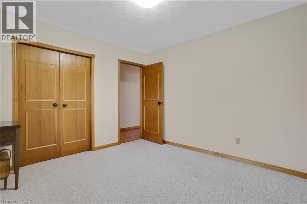 35 SOUTHVIEW Crescent, Cambridge, Ontario, N1P1A3 — Photo 35