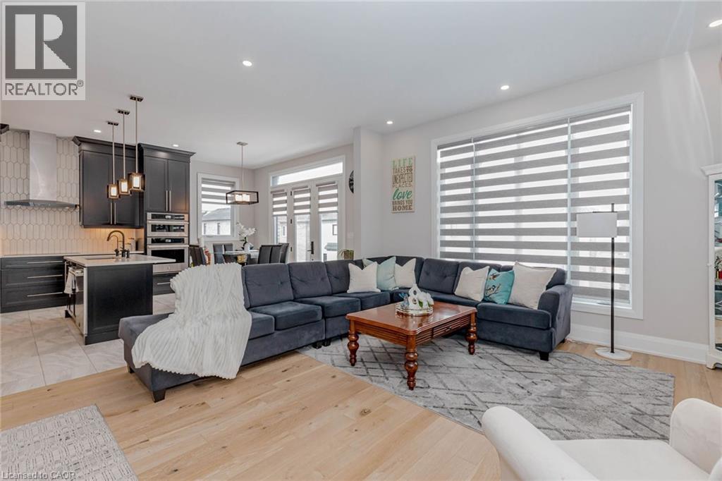 130 PONDCLIFFE Drive, Kitchener, Ontario, N2R0M4 — Photo 13