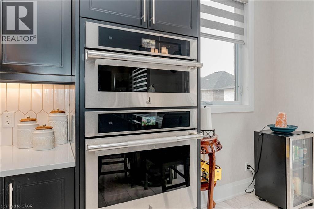 130 PONDCLIFFE Drive, Kitchener, Ontario, N2R0M4 — Photo 19