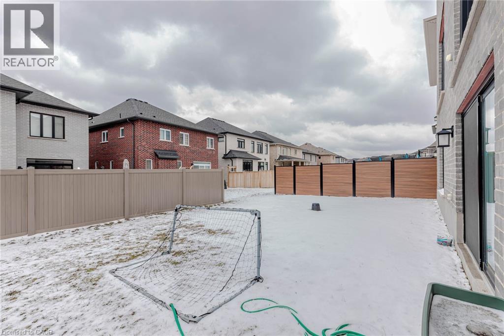 130 PONDCLIFFE Drive, Kitchener, Ontario, N2R0M4 — Photo 43