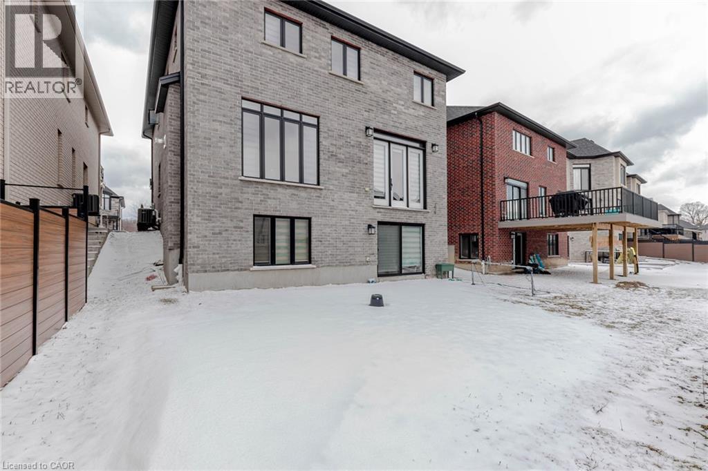 130 PONDCLIFFE Drive, Kitchener, Ontario, N2R0M4 — Photo 44
