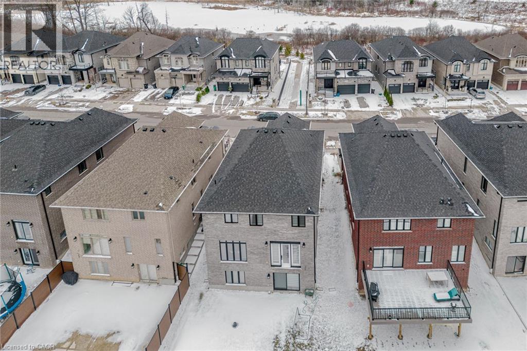 130 PONDCLIFFE Drive, Kitchener, Ontario, N2R0M4 — Photo 47