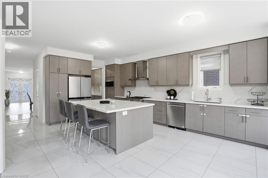 7 GRIERSON Trail, Waterdown, Ontario, L8B1Z7 — Photo 10