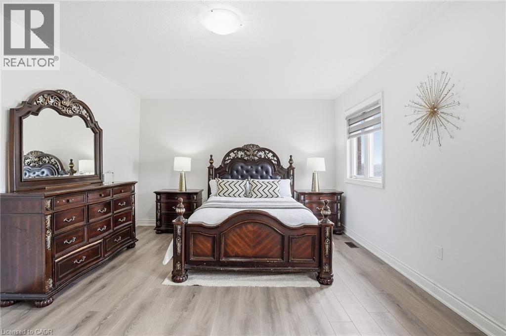 7 GRIERSON Trail, Waterdown, Ontario, L8B1Z7 — Photo 18