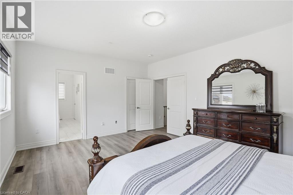 7 GRIERSON Trail, Waterdown, Ontario, L8B1Z7 — Photo 19