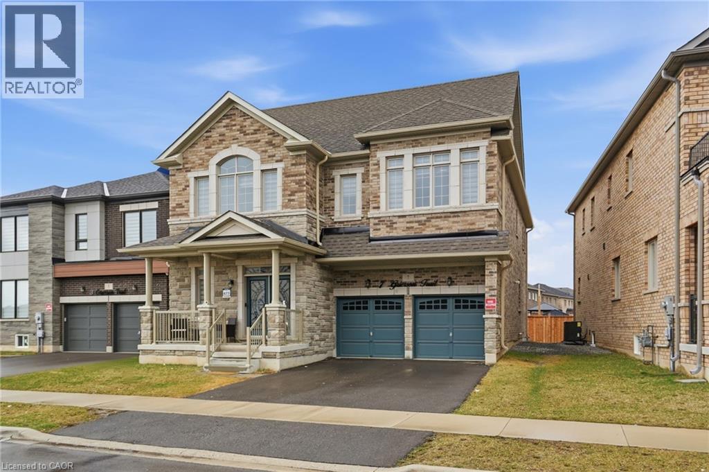 7 GRIERSON Trail, Waterdown, Ontario, L8B1Z7 — Photo 2