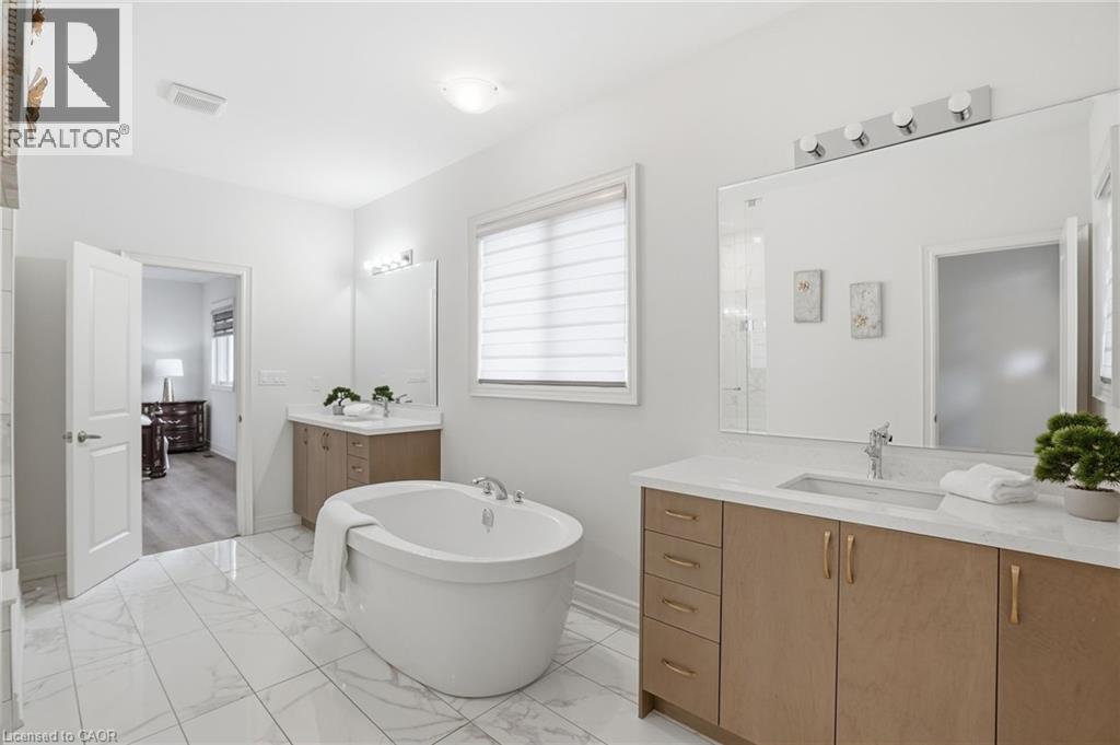 7 GRIERSON Trail, Waterdown, Ontario, L8B1Z7 — Photo 22
