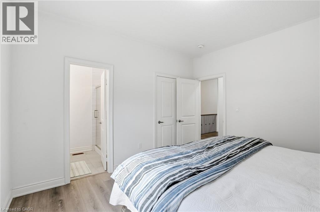 7 GRIERSON Trail, Waterdown, Ontario, L8B1Z7 — Photo 24