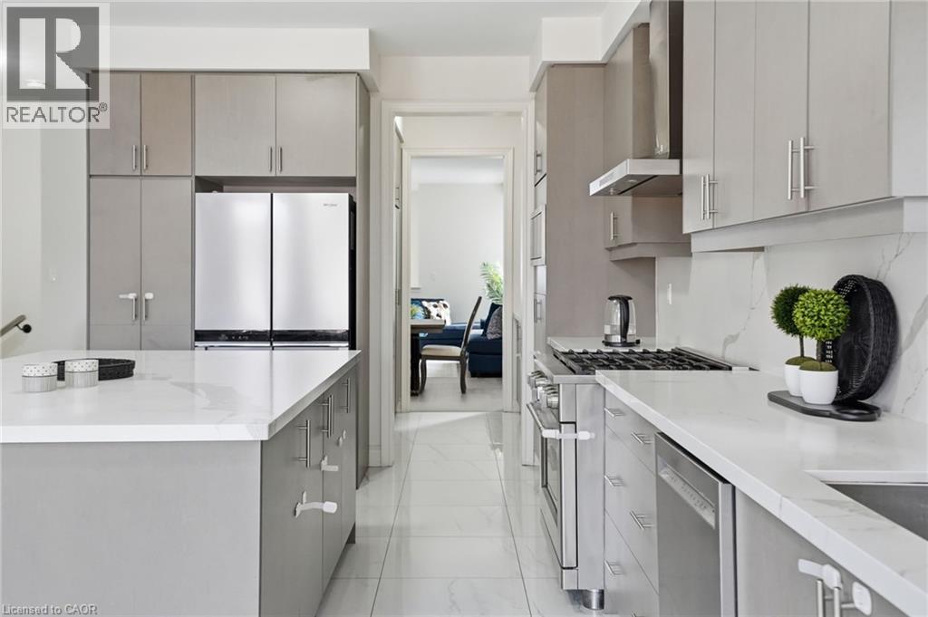 7 GRIERSON Trail, Waterdown, Ontario, L8B1Z7 — Photo 6