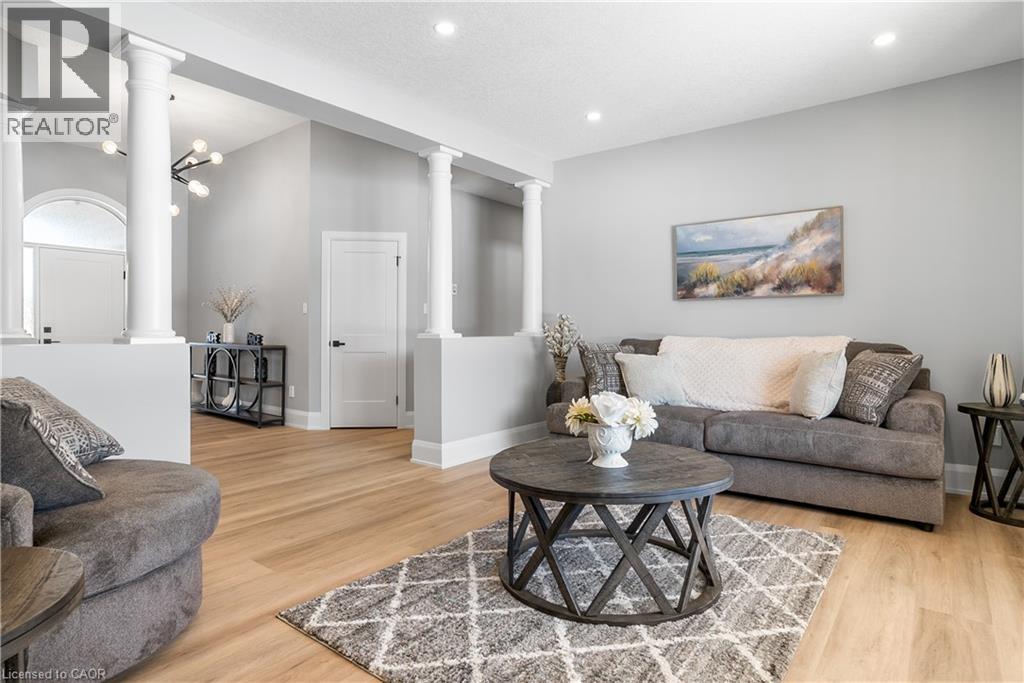 2 CLOVERLEA Crescent, St. George, Ontario, N0E1N0 — Photo 8