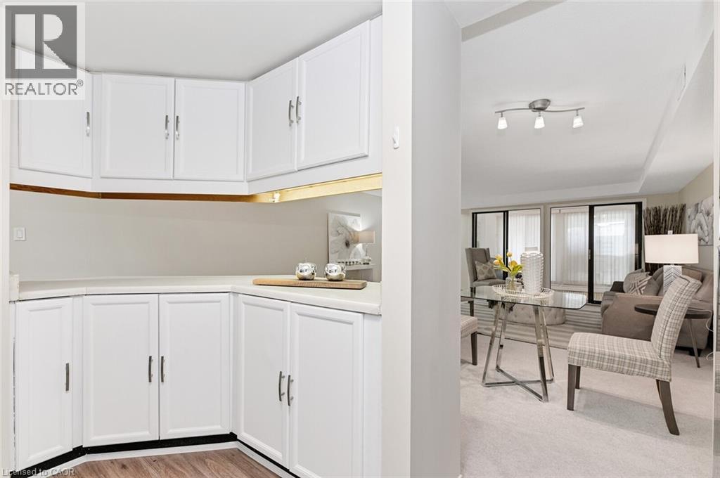 895 MAPLE Avenue Unit# 212, Burlington, Ontario, L7S2H7 — Photo 12
