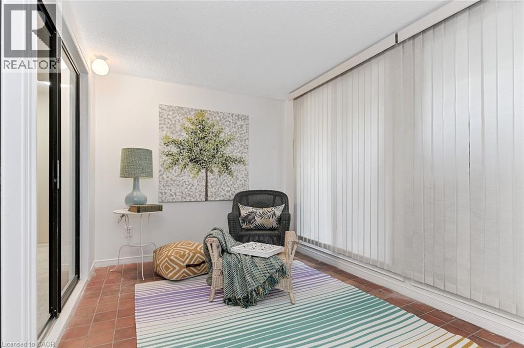 895 MAPLE Avenue Unit# 212, Burlington, Ontario, L7S2H7 — Photo 3