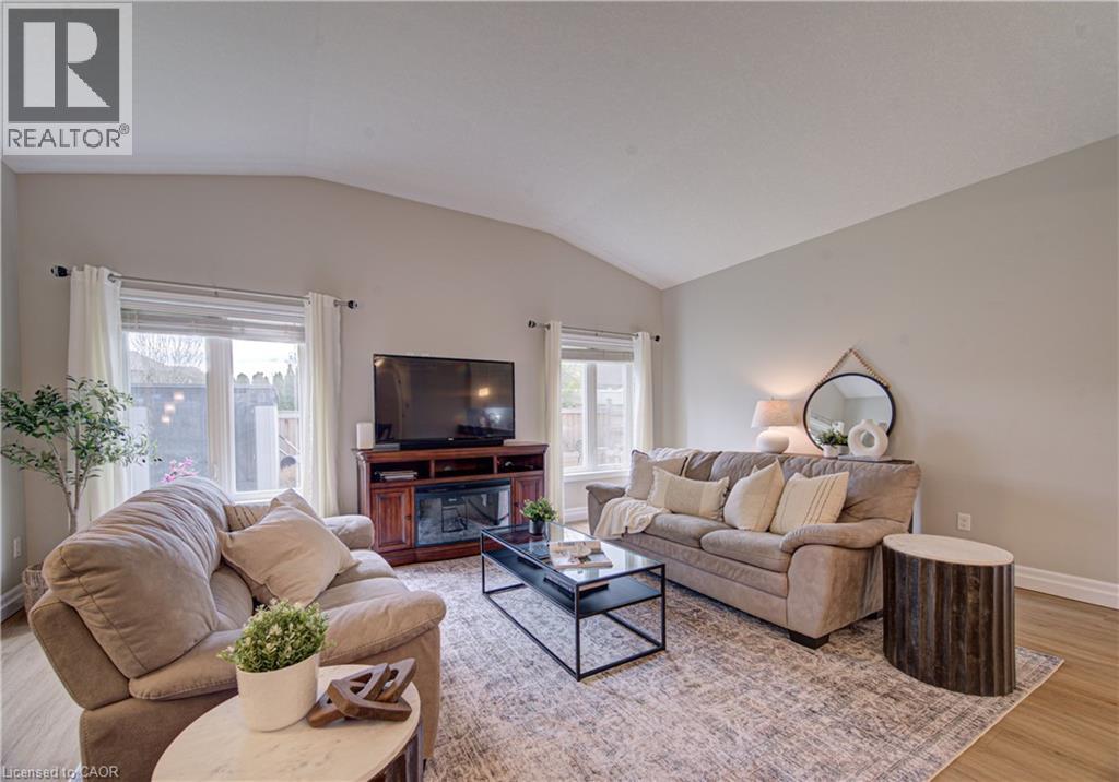 31 FREURE Drive, Cambridge, Ontario, N1S0A2 — Photo 12