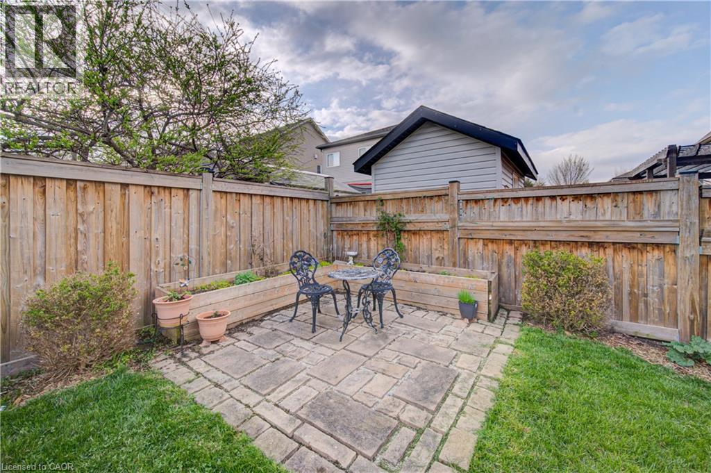 31 FREURE Drive, Cambridge, Ontario, N1S0A2 — Photo 41