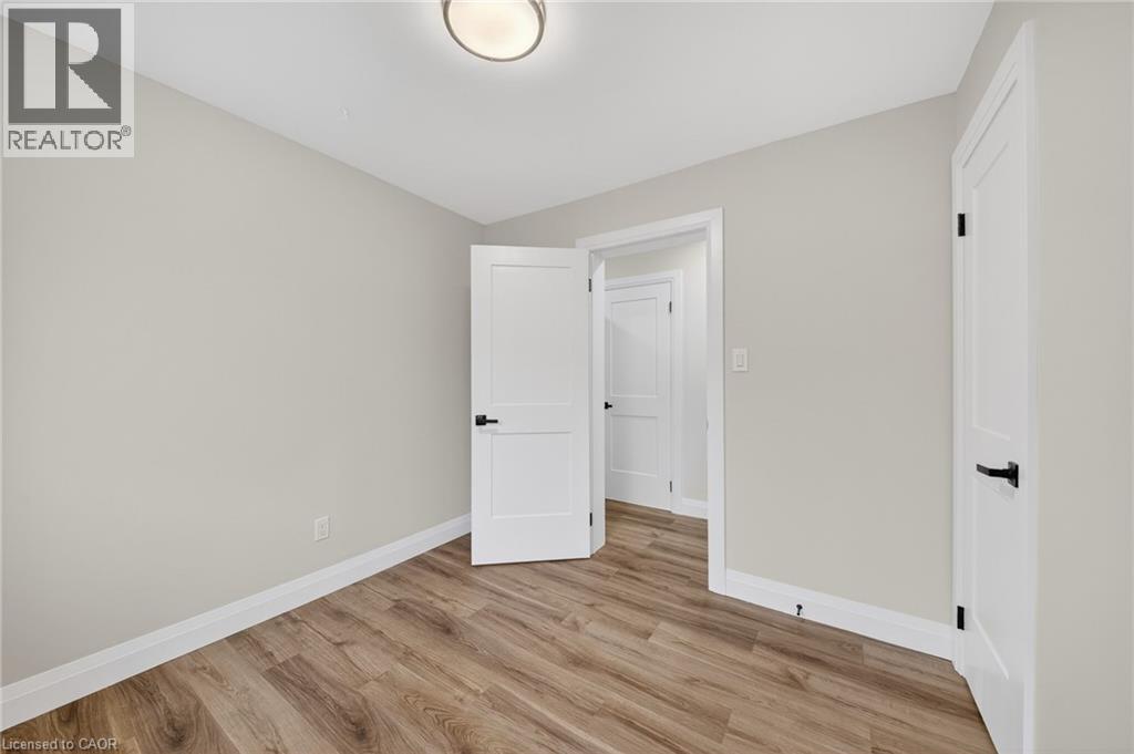 201 RIDGE Street, Hamilton, Ontario, L9A2X6 — Photo 14