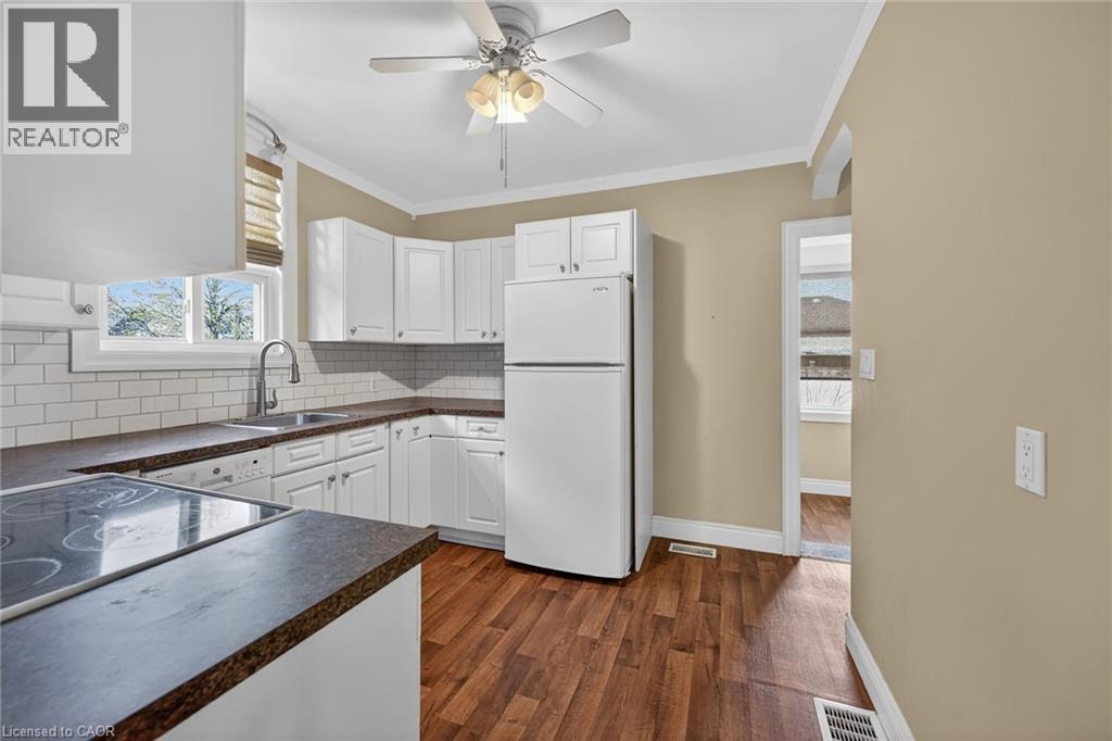 50 EAST 12TH Street, Hamilton, Ontario, L9A3X1 — Photo 12