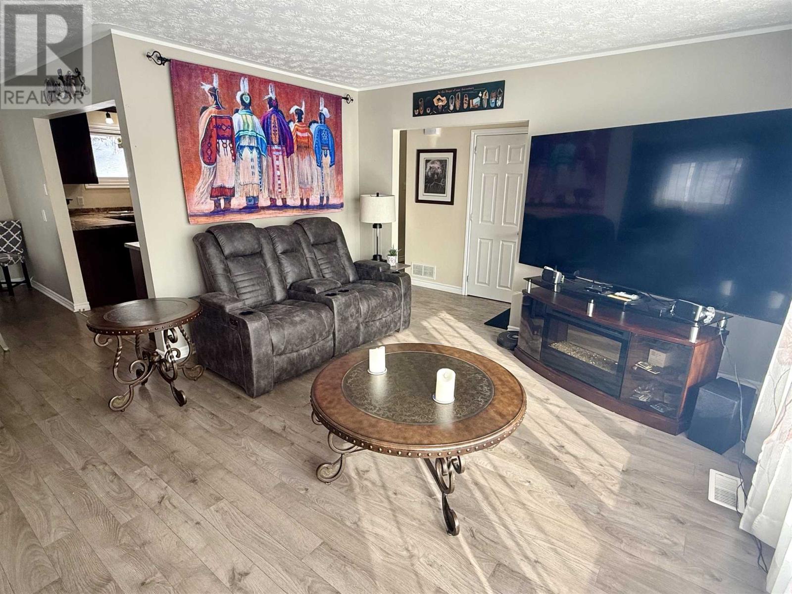 24 Axmith AVE, Elliot Lake, Ontario, P5A1B7 — Photo 25